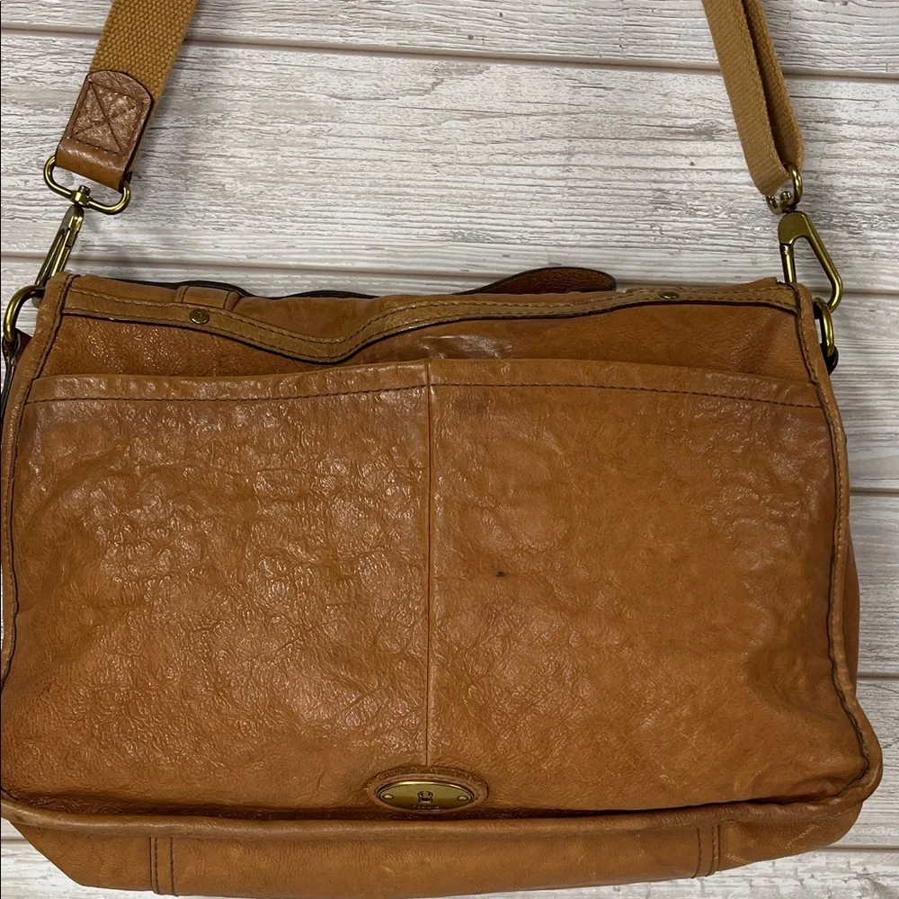 Fossil Cognac Brown Leather Messenger Bag with Brass Hardware
